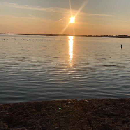 Chalet 64, Lakeside, Glan Gwna Holiday Park Caernarfon Exteriör bild