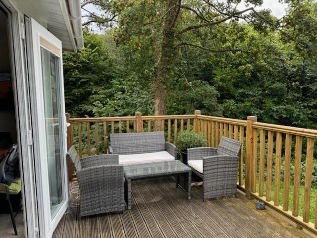 Chalet 64, Lakeside, Glan Gwna Holiday Park Caernarfon Exteriör bild